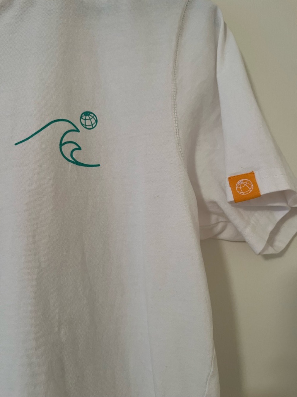 Free Planet Surf Graphic Tee - Picture 3 of 5